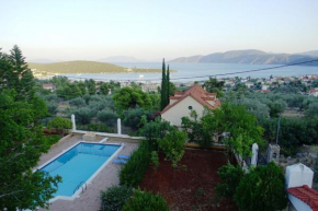 Гостиница Maisonette Ilios  Корфос